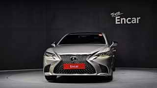 LEXUS LS500 2018