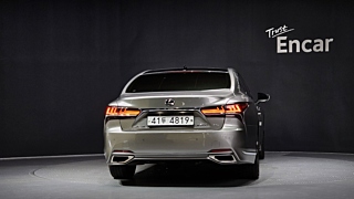 LEXUS LS500 2018