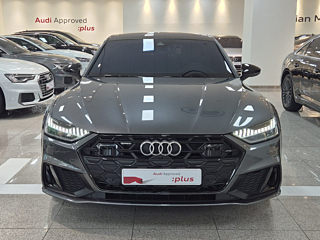 AUDI A7 4K 2024