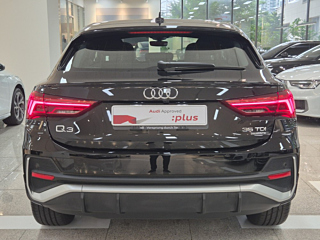 AUDI Q3 F3 2024