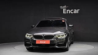BMW 5-SERIES G30 2020