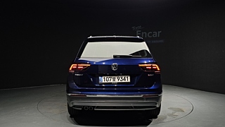 VOLKSWAGEN TIGUAN 2020