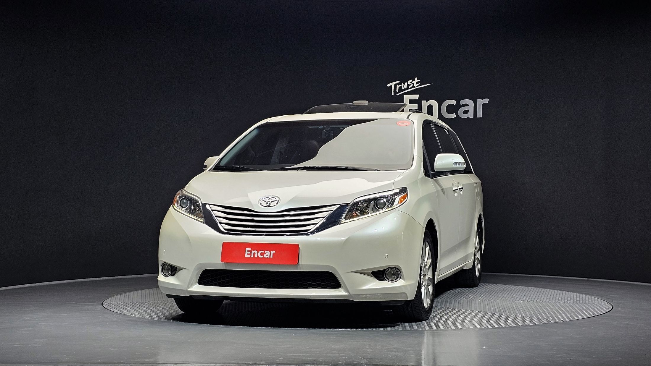 TOYOTA SIENNA 2015