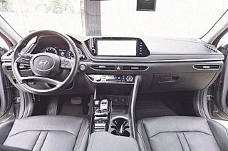 HYUNDAI SONATA DN8 2019