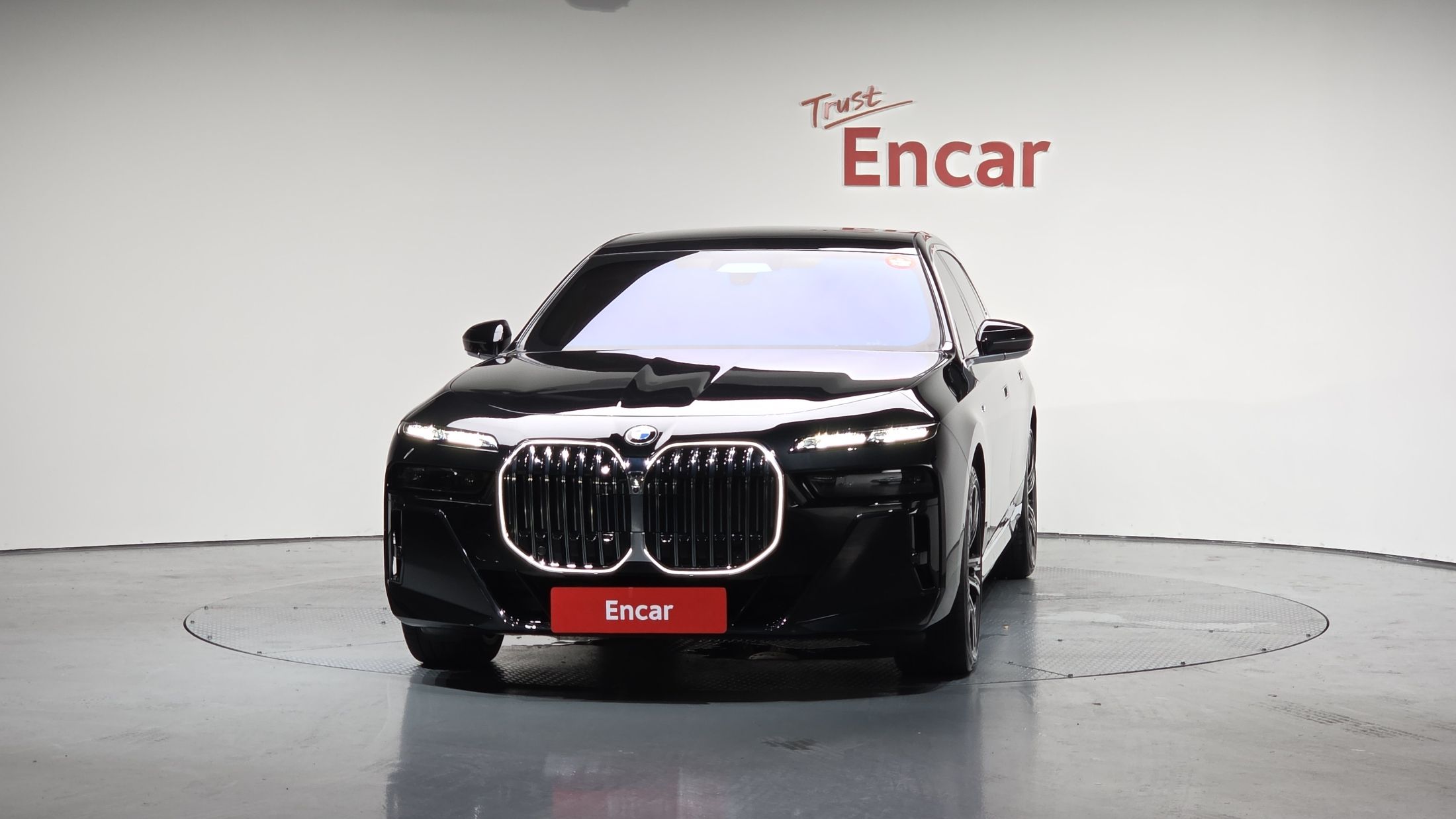 BMW 7-SERIES G70 2024