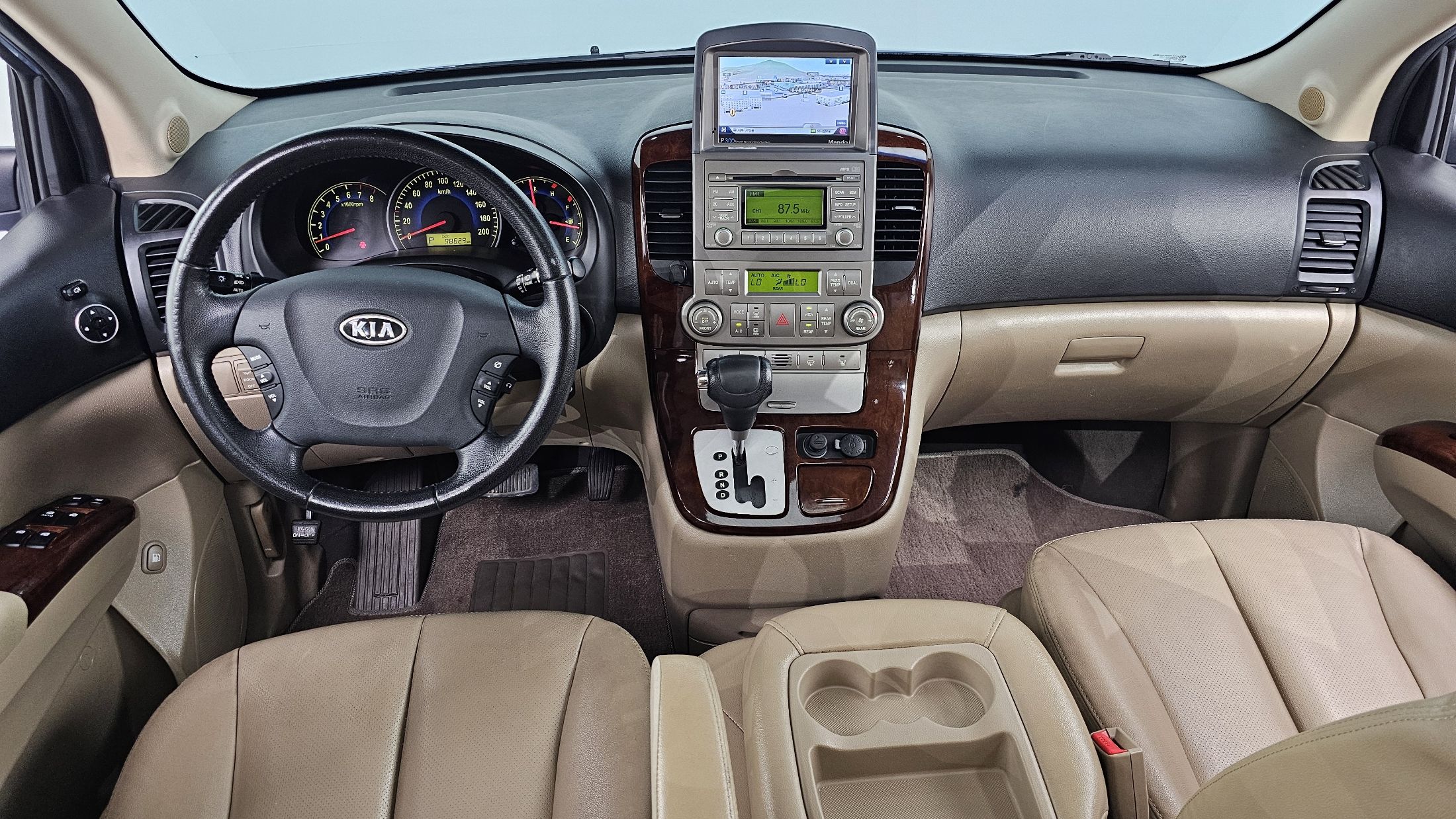 KIA CARNIVAL 2009