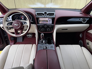 BENTLEY BENTAYGA 2021