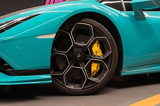 LAMBORGHINI HURACAN  LP640-2 2023