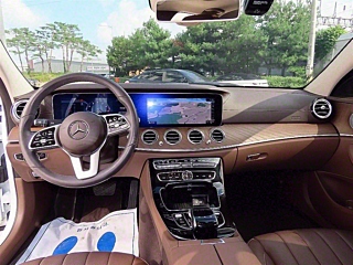 MERCEDES BENZ E-CLASS W213 2020