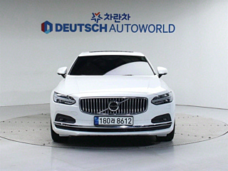 VOLVO S90 2021