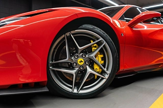 FERRARI F8 TRIBUTO 2021