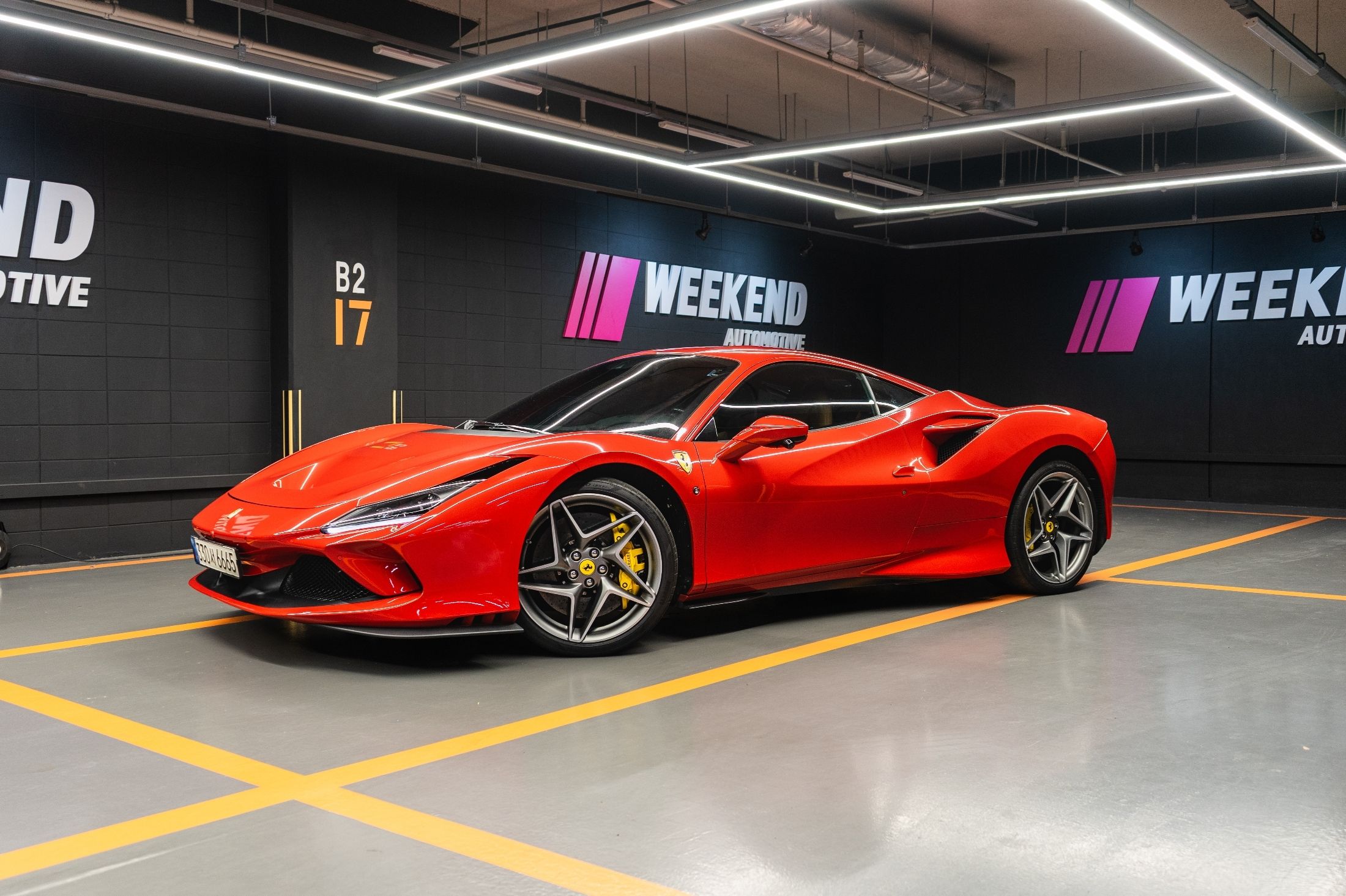 FERRARI F8 TRIBUTO 2021