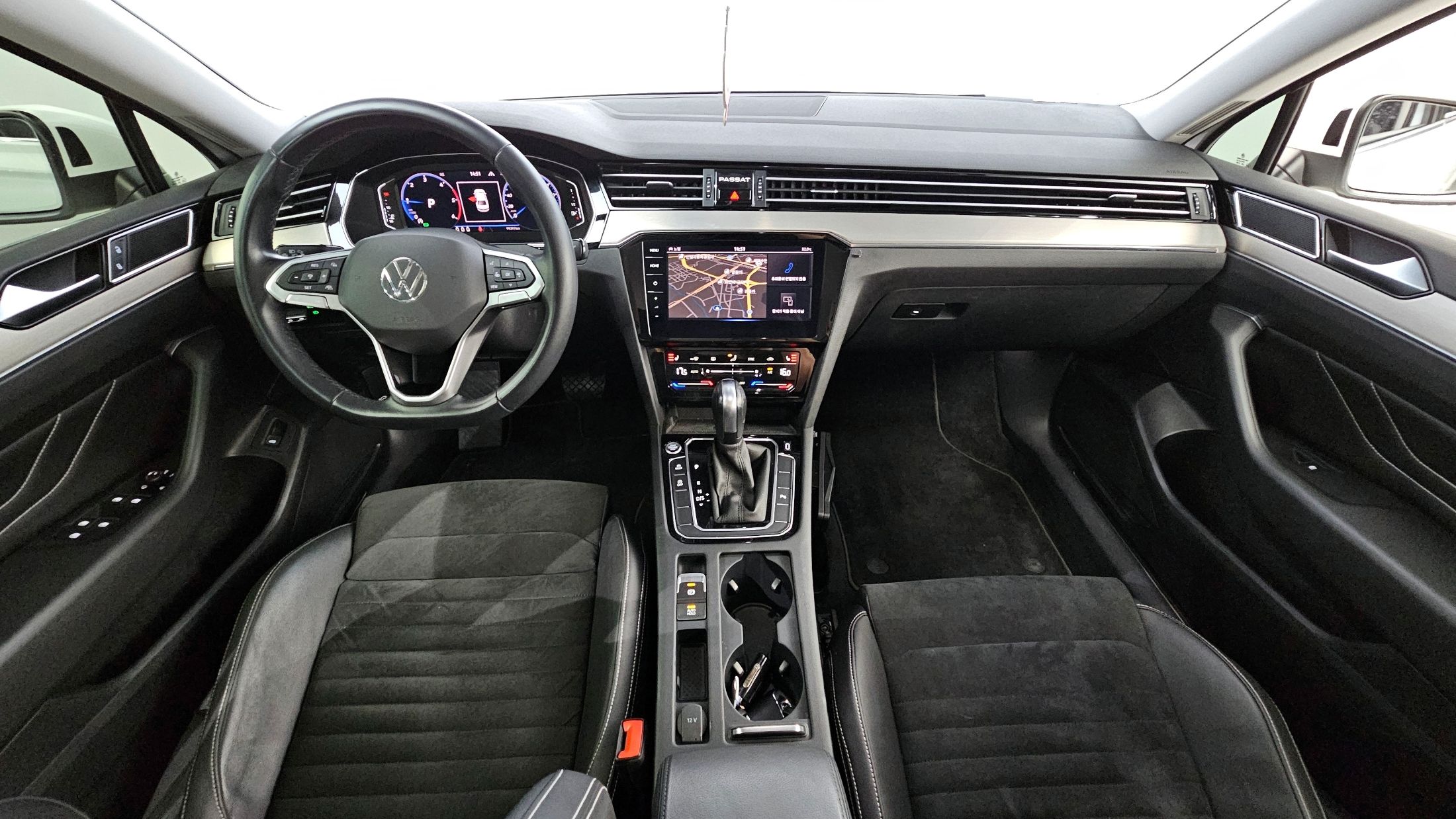 VOLKSWAGEN PASSAT GT B8 2021