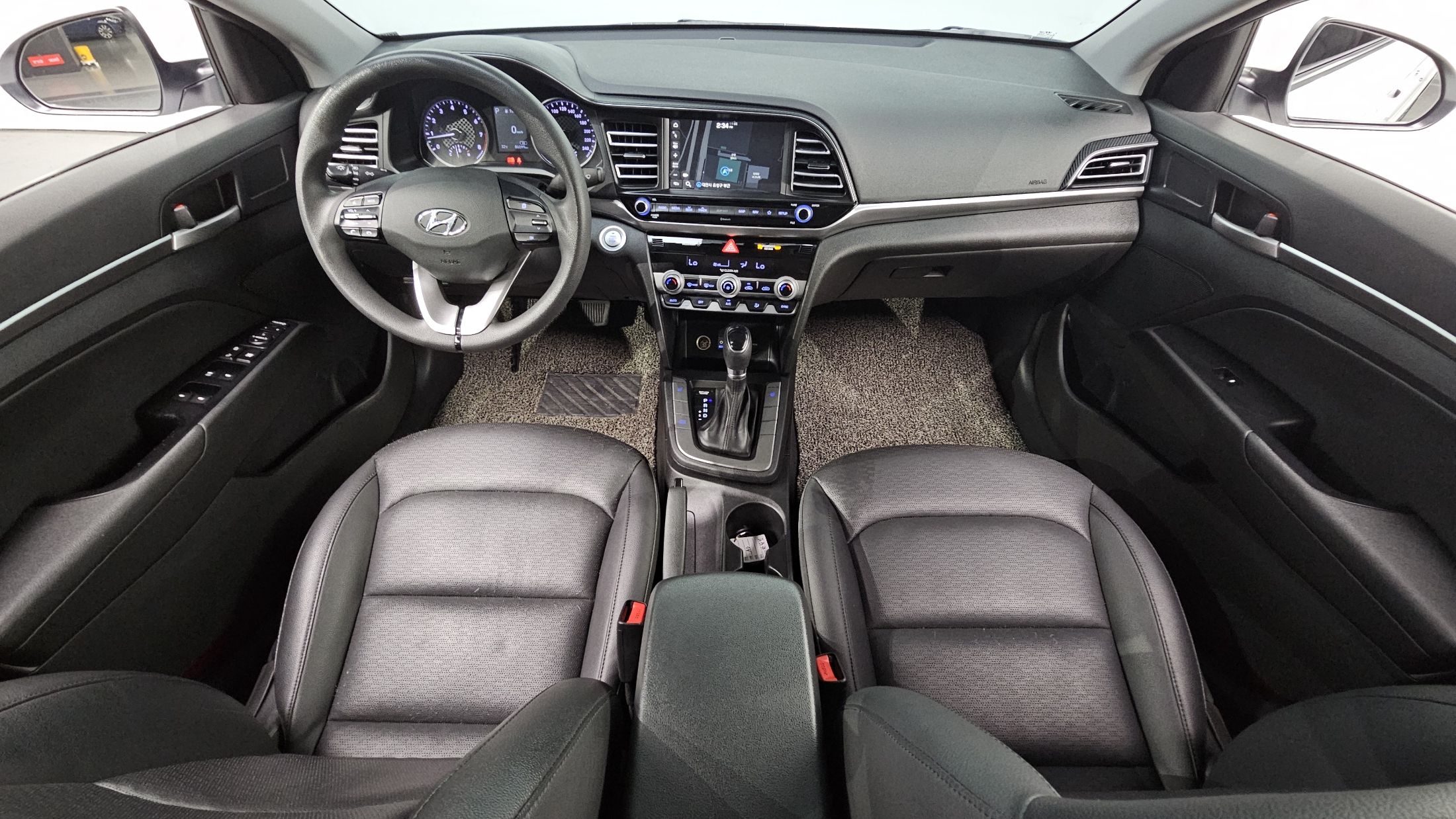 HYUNDAI AVANTE AD 2019