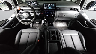 HYUNDAI STARIA 2023