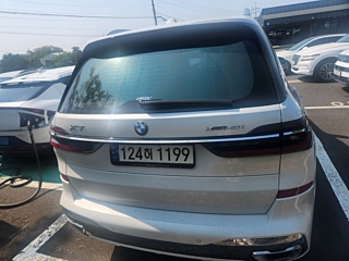 BMW X7 G07 2024