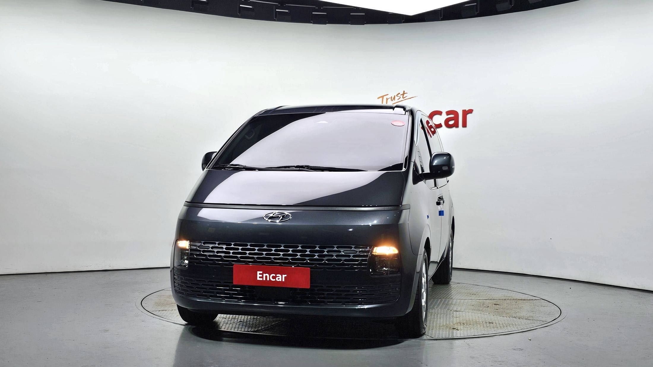 HYUNDAI STARIA 2022