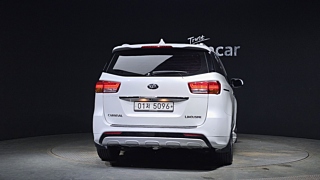 KIA CARNIVAL 2017
