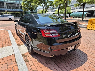 FORD TAURUS 2015