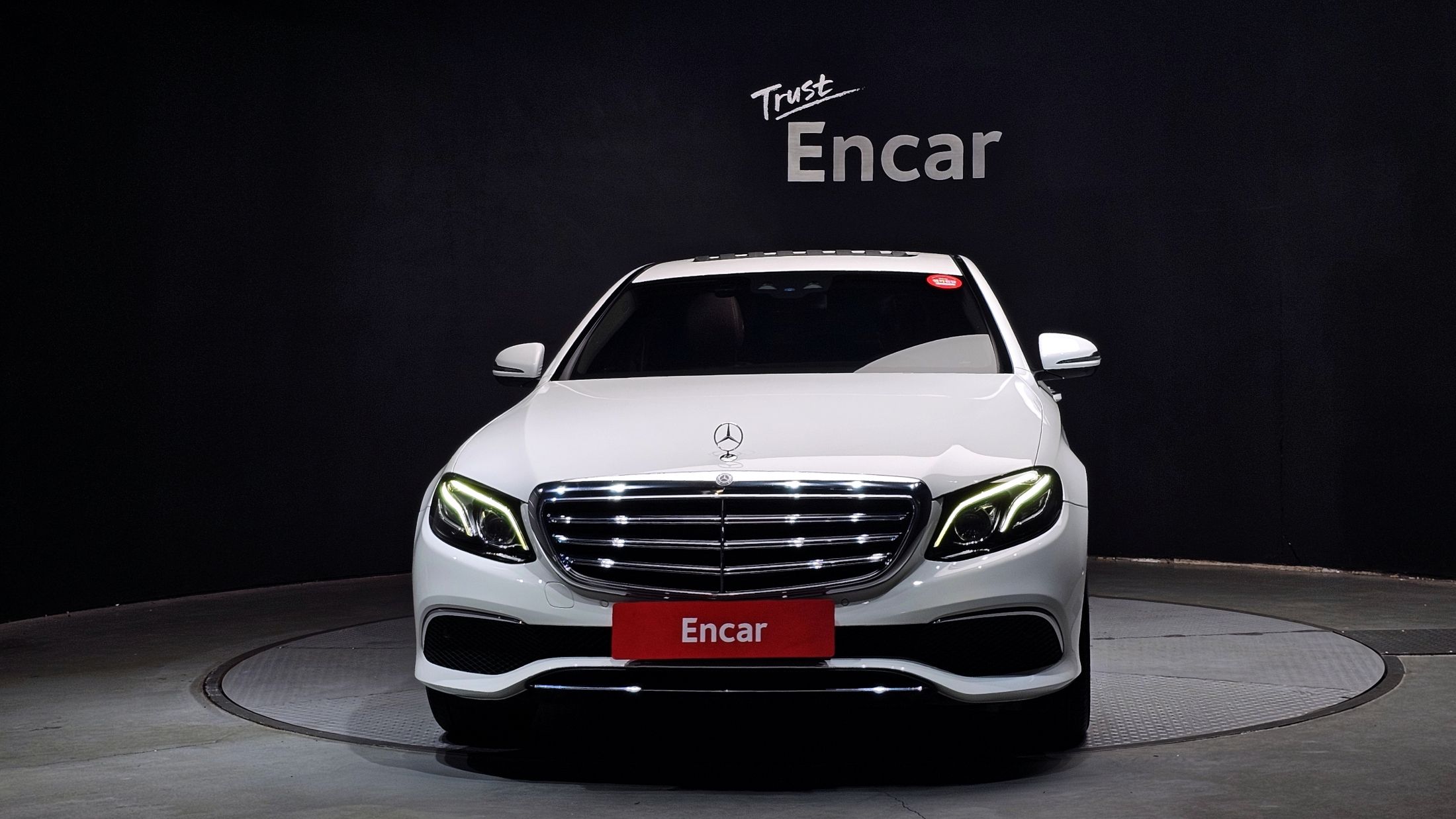 MERCEDES BENZ E-CLASS W213 2018