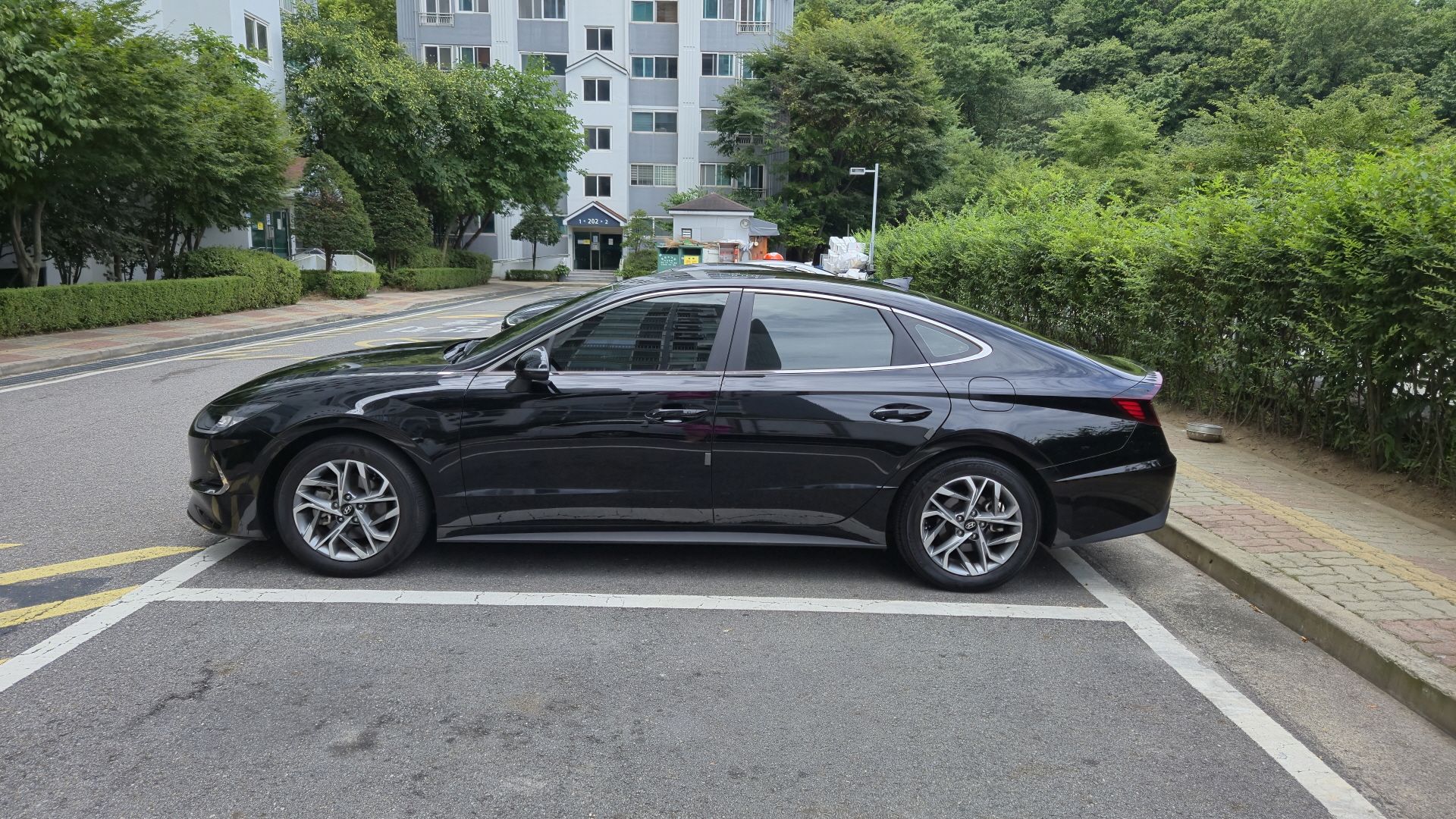 HYUNDAI SONATA DN8 2022