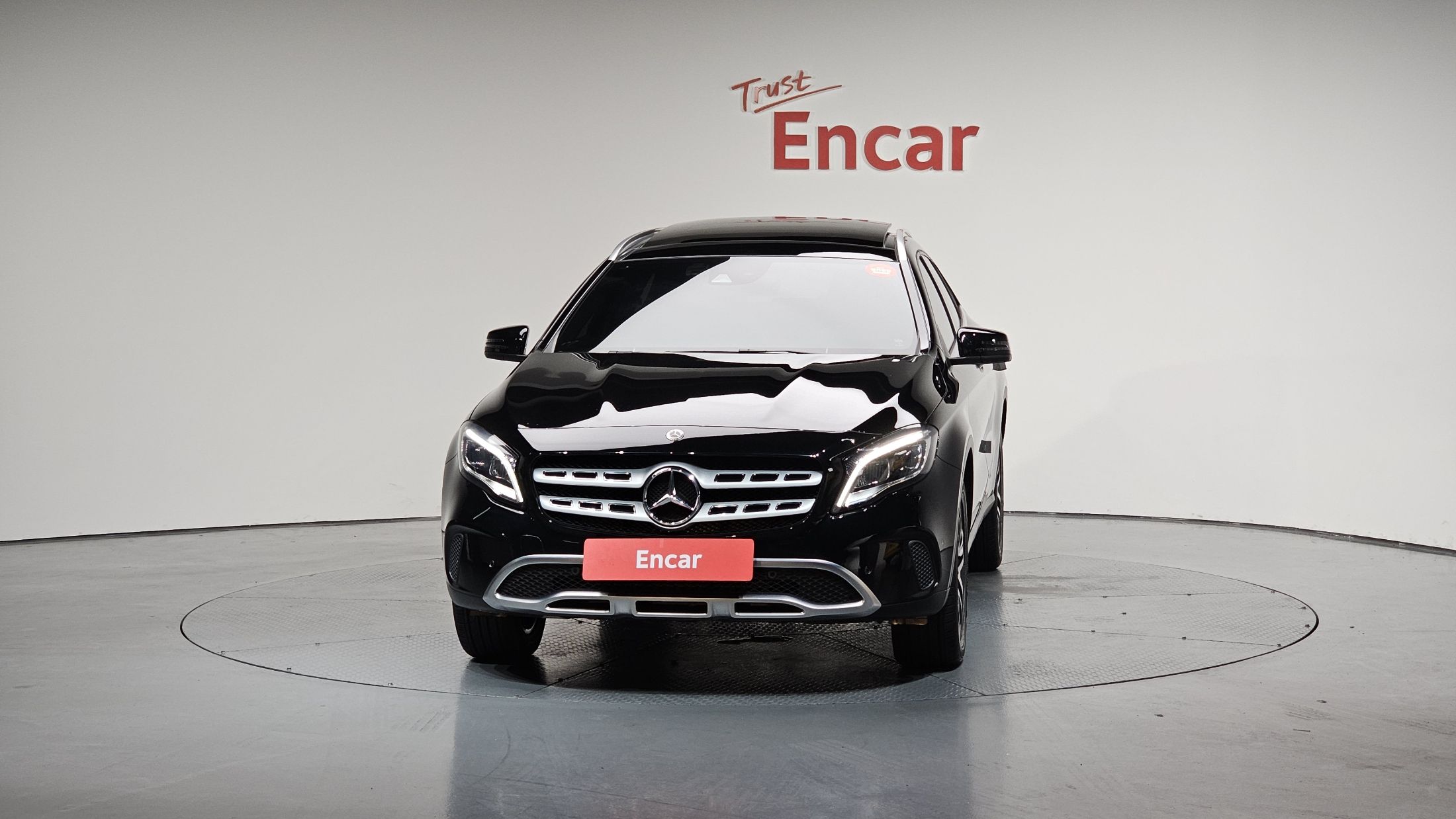 MERCEDES BENZ GLA-CLASS X156 2018
