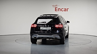MERCEDES BENZ GLA-CLASS X156 2018