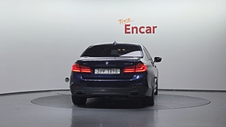 BMW 5-SERIES G30 2017