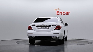 MERCEDES BENZ E-CLASS W213 2020