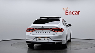 HYUNDAI GRANDEUR IG HYBRID 2017
