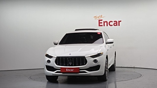MASERATI LEVANTE 2020