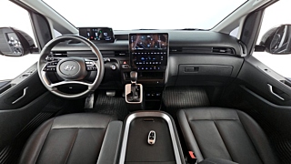 HYUNDAI STARIA 2023