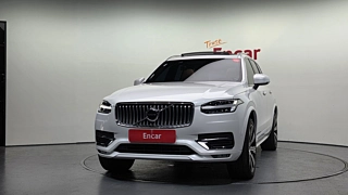 VOLVO XC90 2021