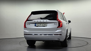 VOLVO XC90 2021
