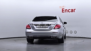 MERCEDES BENZ E-CLASS W213 2017