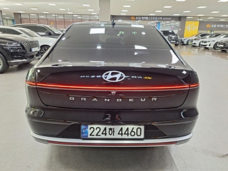 HYUNDAI GRANDEUR GN7  2.5 Gasoline 2WD 2025