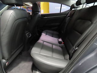 HYUNDAI AVANTE AD 2016