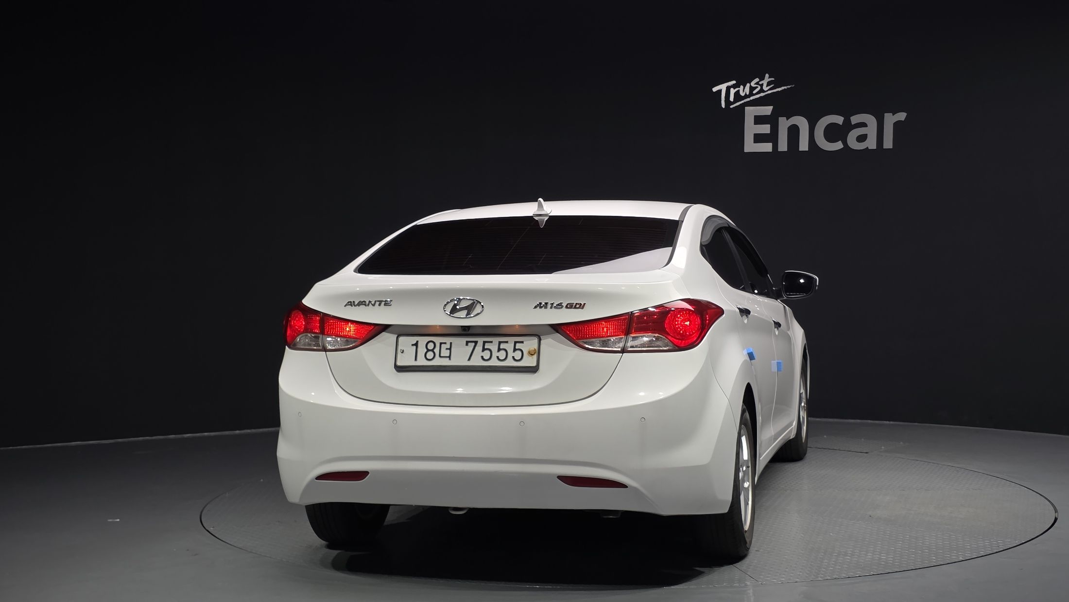 HYUNDAI AVANTE MD 2010