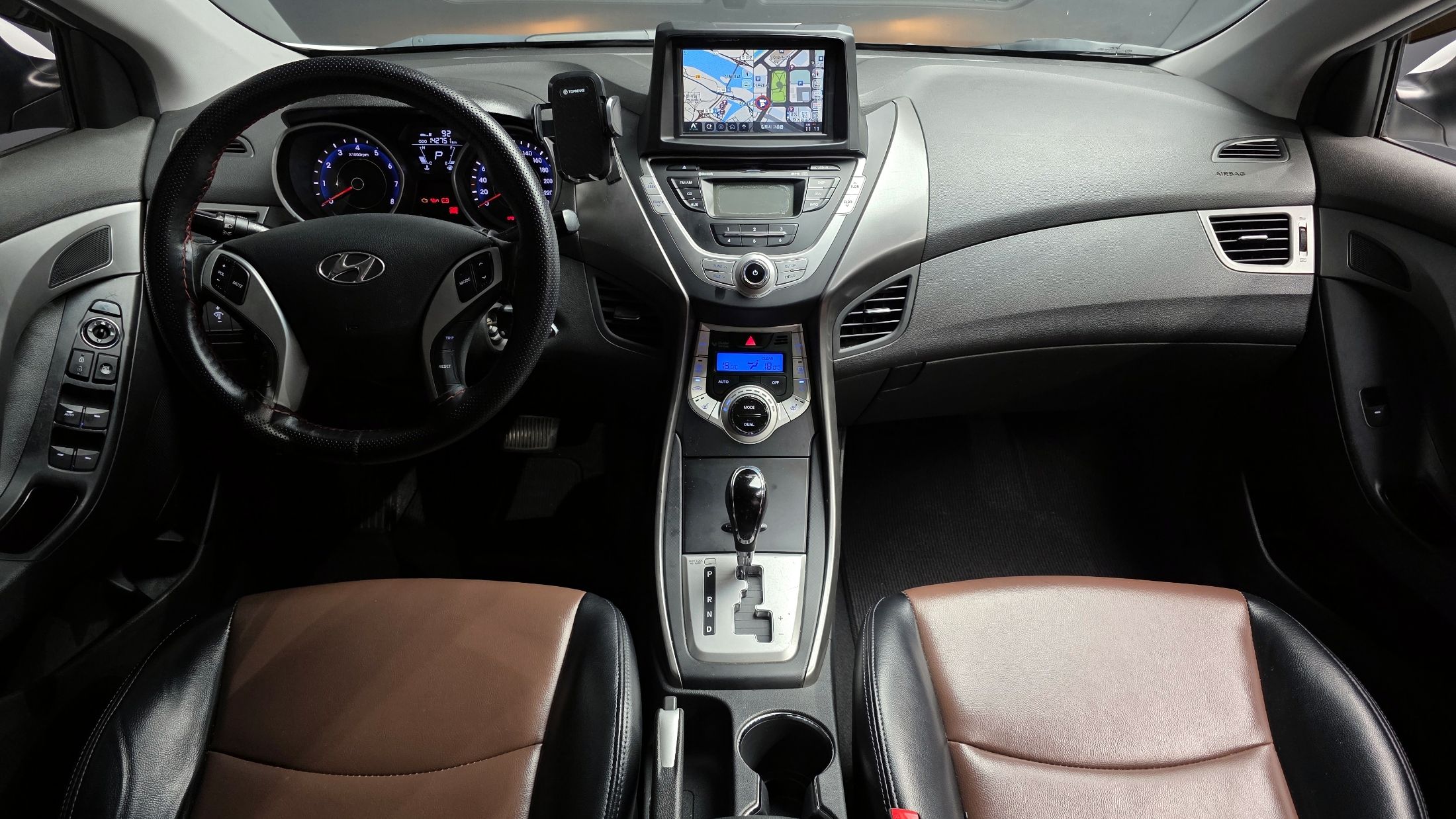 HYUNDAI AVANTE MD 2010