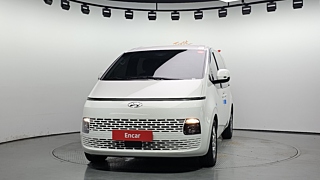 HYUNDAI STARIA 2023