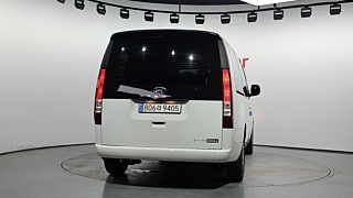 HYUNDAI STARIA 2023