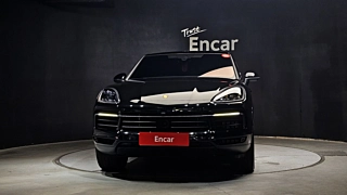 PORSCHE CAYENNE PO536 2022