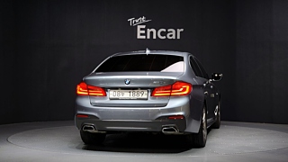 BMW 5-SERIES G30 2018