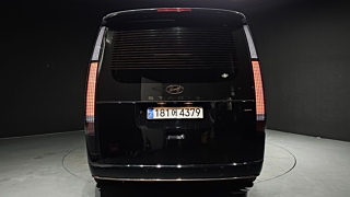 HYUNDAI STARIA 2025