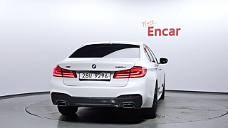 BMW 5-SERIES G30 2018
