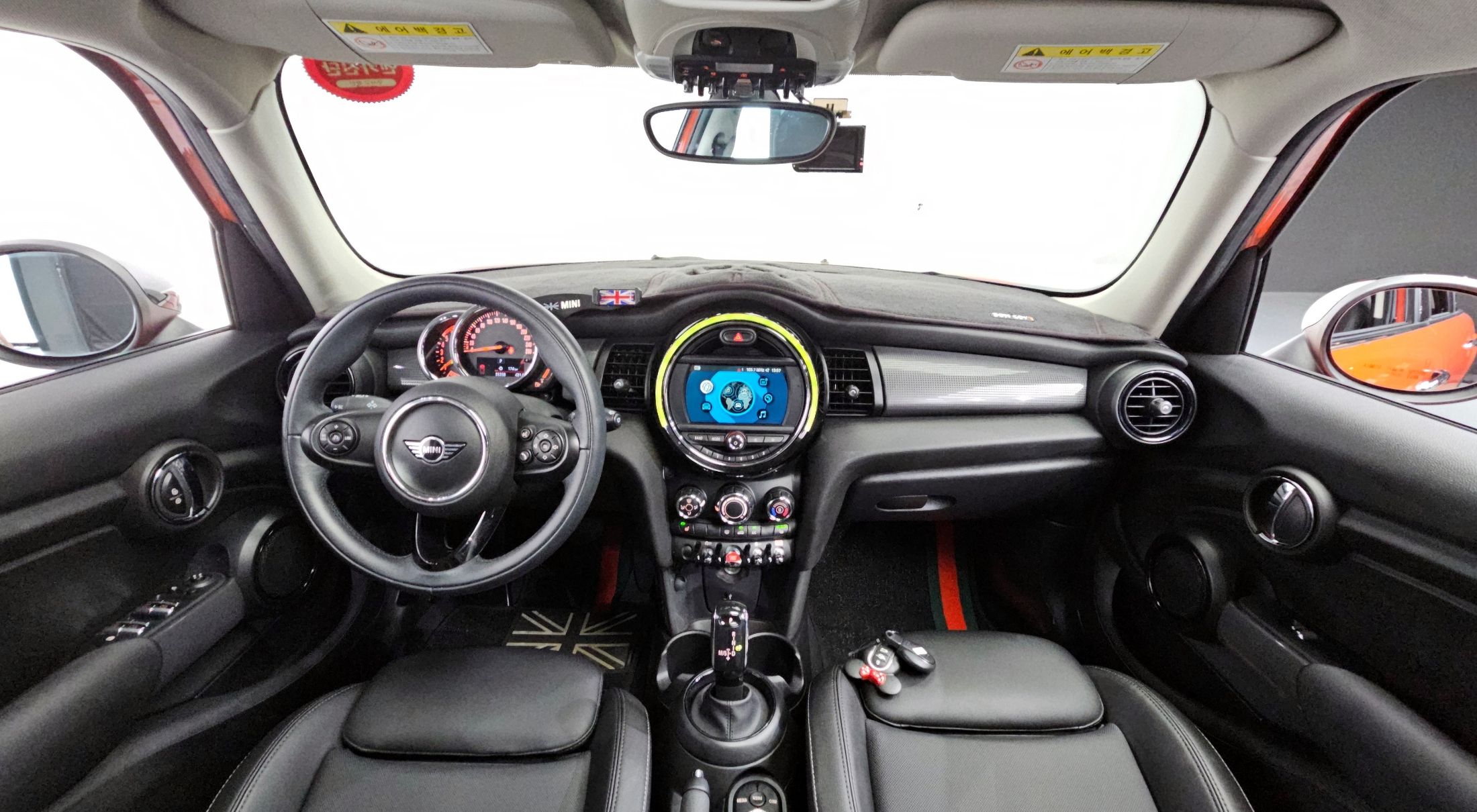 MINI COOPER D 2019