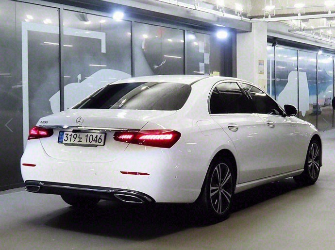 MERCEDES BENZ E-CLASS W213 2020