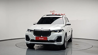 BMW X7 G07  2021