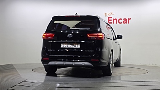 KIA CARNIVAL 2018