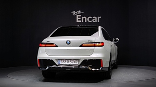 BMW 7-SERIES G70 2024